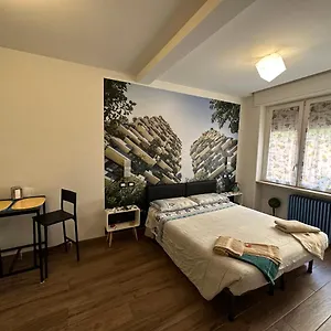 montepulciano-11-apartment.italymilanhotels.net/