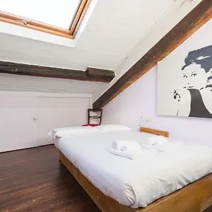 https://navigli-7-apartment.italymilanhotels.net